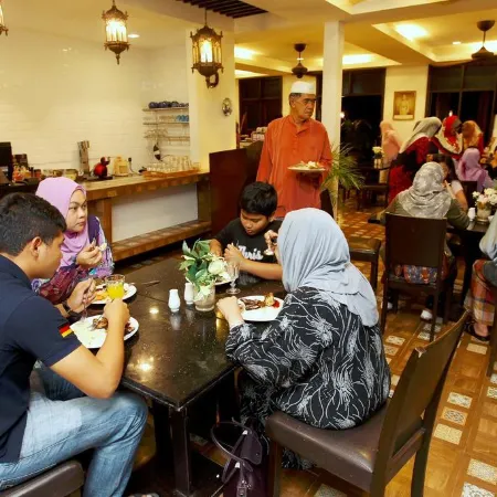 The Manor Beach Resort Besut
