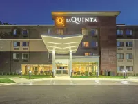 La Quinta Inn & Suites by Wyndham Columbia / Fort Meade Hotels in Jessup