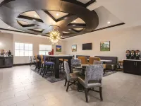 La Quinta Inn & Suites by Wyndham McKinney - Breakfast