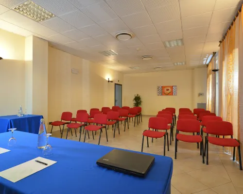 Hotel Eden Fasilitas Bisnis Photos