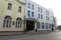 Hotel Zlata Stika speedway stadium 주변 호텔