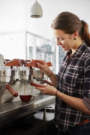 The Burrard Отели рядом с достопримечательностью «Плаза Наций»