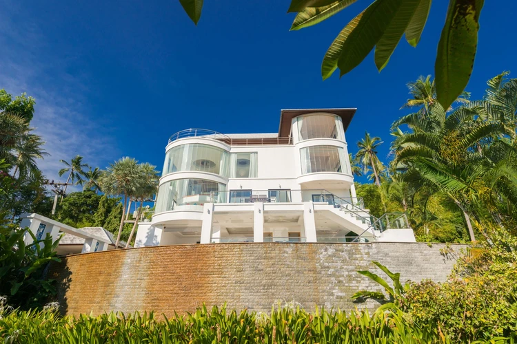 รูปภาพของไวท์สโตน