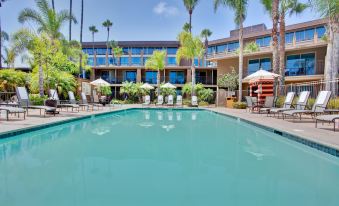 DoubleTree by Hilton San Diego Bayside