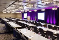 Crowne Plaza Minneapolis West Hotels in Wayzata