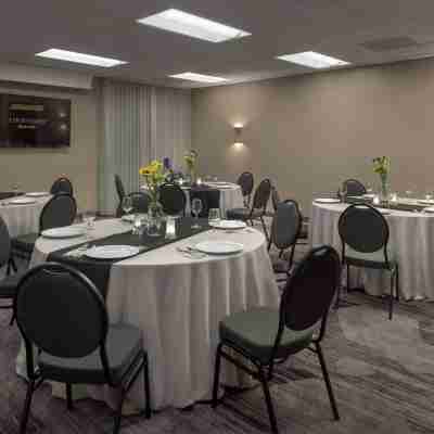 Courtyard Mt. Laurel Cherry Hill Dining/Meeting Rooms