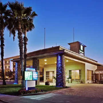 Holiday Inn Express & Suites CORNING by IHG