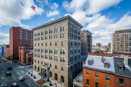 Hotel Indigo Baltimore Downtown