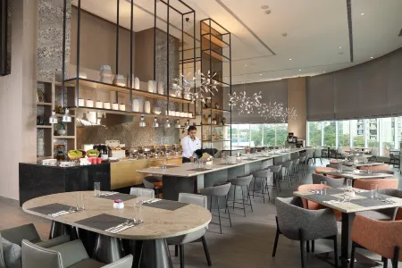 Capri by Fraser Johor Bahru Отели рядом с достопримечательностью «KSL D'Esplanade Residence @ JB City Homestay»