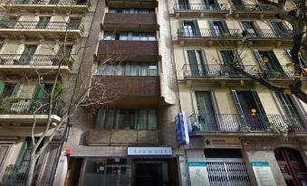 Barcelona Apartment Aramunt