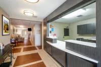 Candlewood Suites HOPEWELL - FORT GREGG ADAMS by IHG - 駐車場