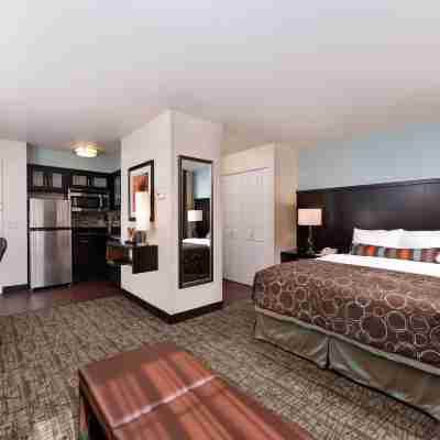 Staybridge Suites Sioux Falls at Empire Mall Rooms