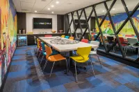 Staypineapple, Hotel Five, Downtown Seattle Hotels in Seattle