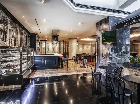 Novotel Ambassador Seoul Gangnam Отели рядом с достопримечательностью «Hello Museum»