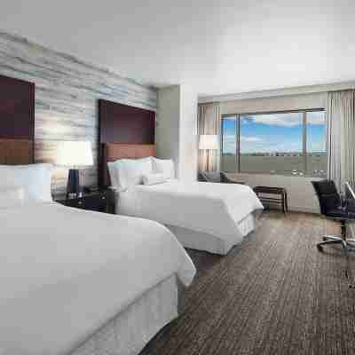 The Westin Washington National Harbor Rooms