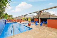 Riverside Hotel Marlborough - Pools