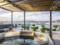 Radisson Blu Riverside Hotel Gothenburg Отели рядом с достопримечательностью «Маритиман»