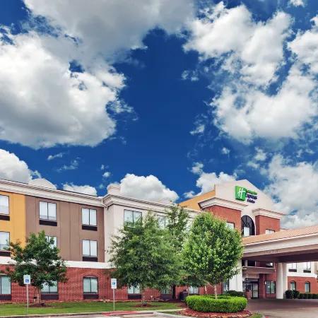 Holiday Inn Express & Suites ORANGE by IHG