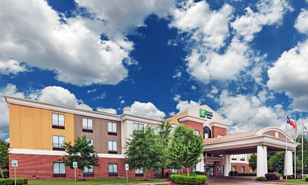 Holiday Inn Express & Suites Orange by IHG
