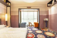 Magpie Art Hotel