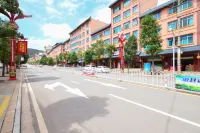 Jinshancheng Business Hotel Hotels in Shuangbai