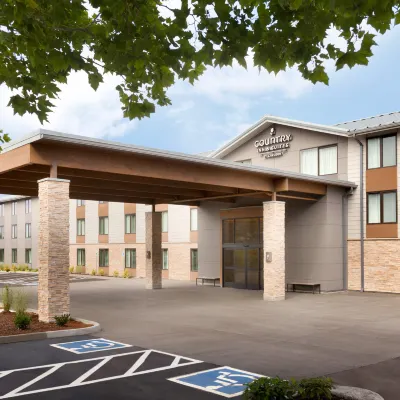 Country Inn & Suites by Radisson, Seattle-Tacoma International Airport, WA Hotels near United Club