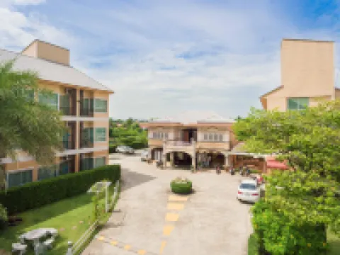 U-Dee Hotel