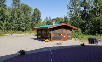 Talkeetna Love-Lee Cabins