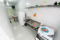 Recanto Dos Passaros فنادق في Porto Belo