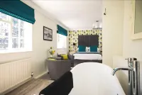 The Broadmead Boutique B&B Hotels in Tenby