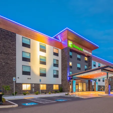 Holiday Inn Express & Suites CAMAS- VANCOUVER by IHG
