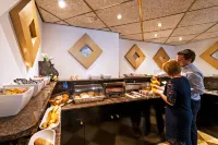 City Hotel Bergen op Zoom - breakfast