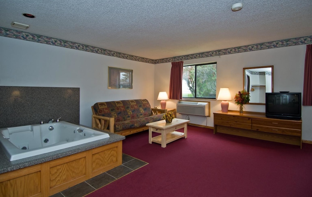 Americas Best Value Inn & Suites International Falls