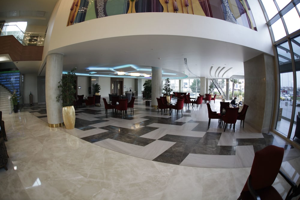 DoubleTree by Hilton Istanbul Atasehir Hotel & Conference Centre