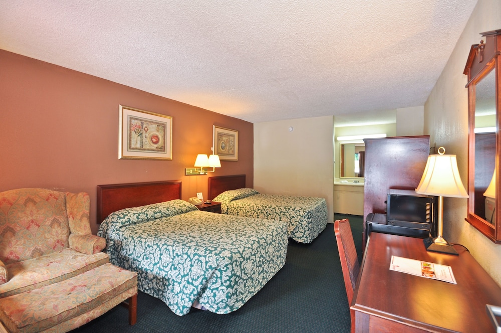 Country Hearth Inn & Suites Marietta