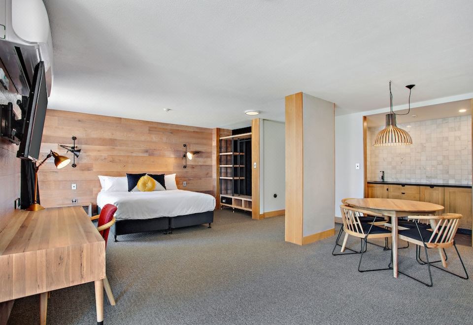 3. 더 아일랜드 골..