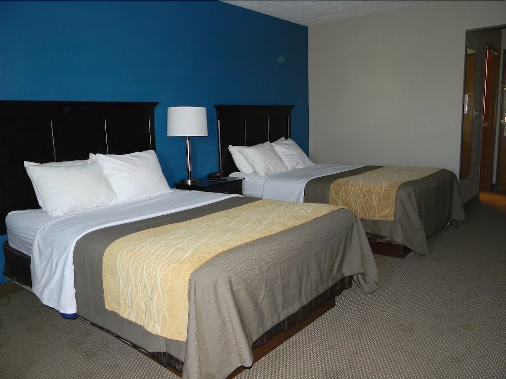 Boarders Inn & Suites by Cobblestone Hotels - Munising