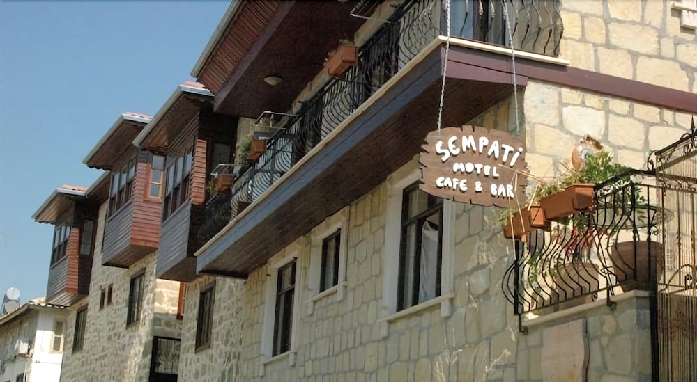 Sempati Motel