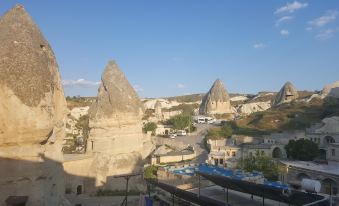 Mosaic Cave Hotel