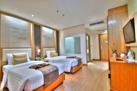 Ashlee Plaza Patong Hotel & Spa