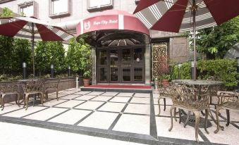 Charming City Songshan Hotel