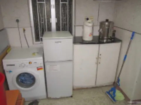 Dragon Hostel Hotel dekat Mong Kok