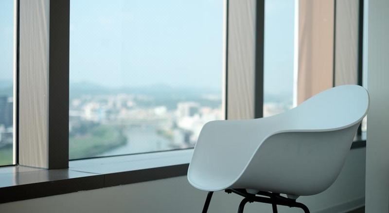 1. 암바 타이베이 ..