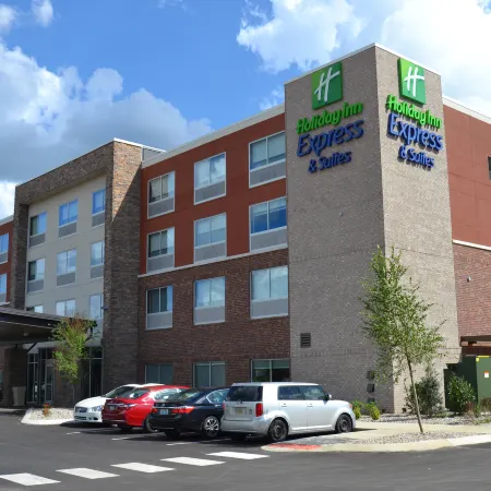 Holiday Inn Express & Suites GOODLETTSVILLE N - NASHVILLE by IHG