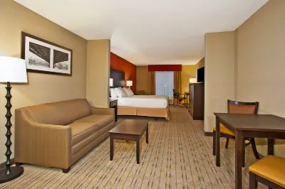 Holiday Inn Express & Suites Springfield - Dayton Area Các khách sạn ở Springfield