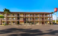 Red Roof Inn Stockton Hotels near Banter by Piercing Pagoda