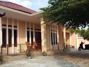 Noora Villa Garut