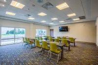 Holiday Inn Express & Suites Reedsville - State Coll Area