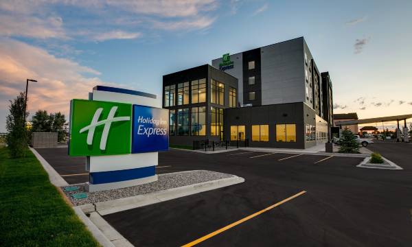 Holiday Inn Express Lethbridge Southeast by IHG