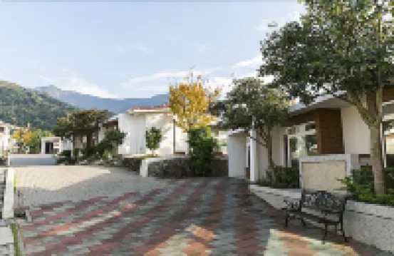 Guanling Lin Kuei Yuan Spring Resort 관쯔링 온천 주변 호텔